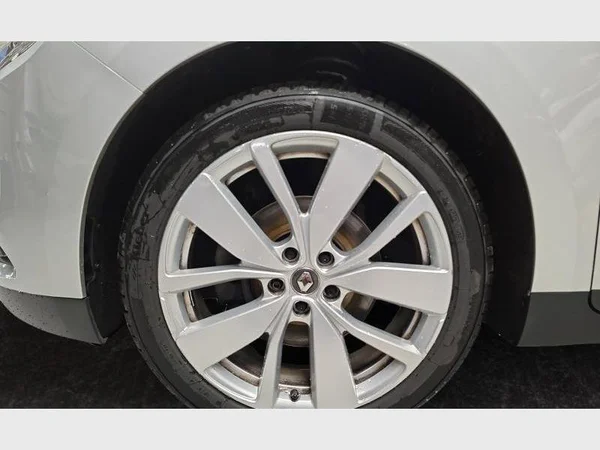 Renault Grand Scénic (2019) — foto 26 van 27