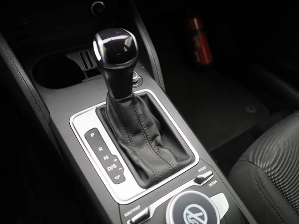 Audi Q2 (2022) — foto 24 van 42