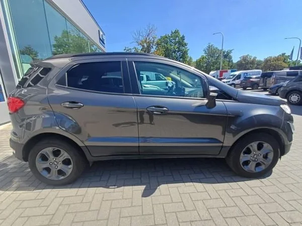 Ford EcoSport (2018) — foto 20 van 24