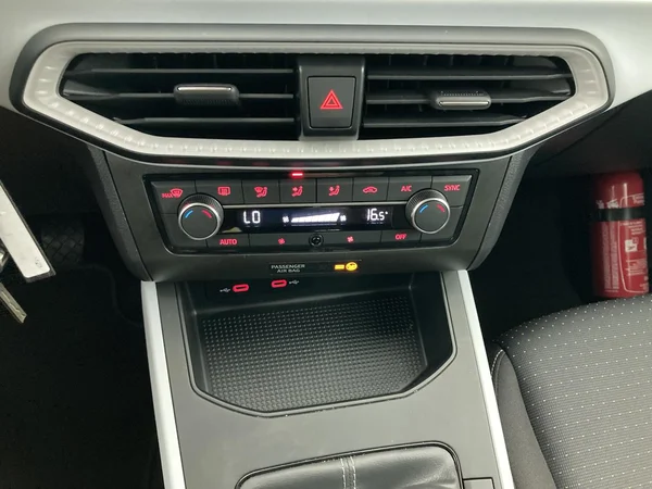 SEAT Arona (2024) — foto 11 van 35