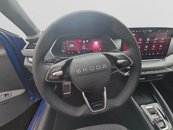 SKODA Octavia Combi (2025) — foto 16 van 24
