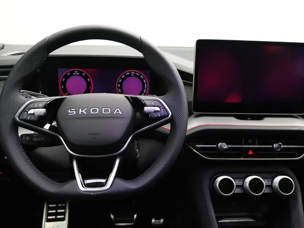 SKODA Kodiaq (2026) — foto 3 van 24