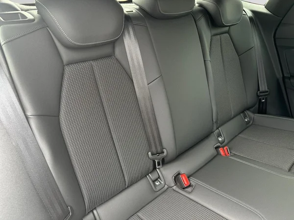 AUDI Q4 Sportback e-tron (2026) — foto 12 van 15