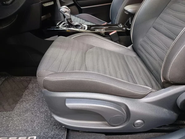 Kia ProCeed (2023) — foto 3 van 26