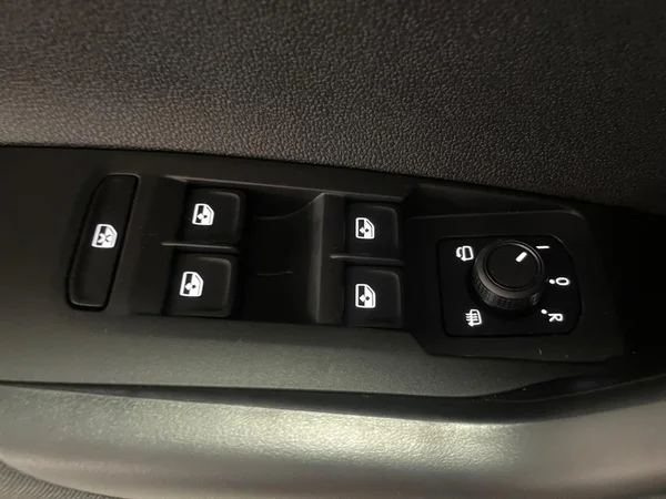 VOLKSWAGEN Taigo (2025) — foto 4 van 15