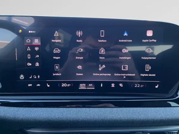 AUDI A6 Avant e-hybrid (PHEV) (2026) — foto 22 van 23