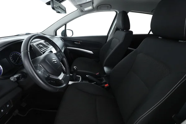 Suzuki SX4 (2018) — foto 16 van 16