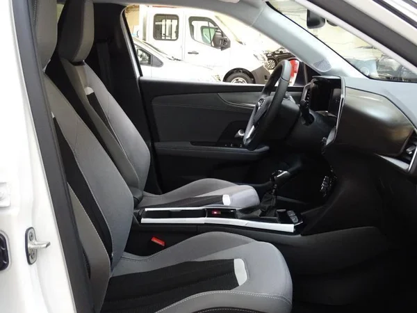 Opel Mokka (2023) — foto 2 van 17