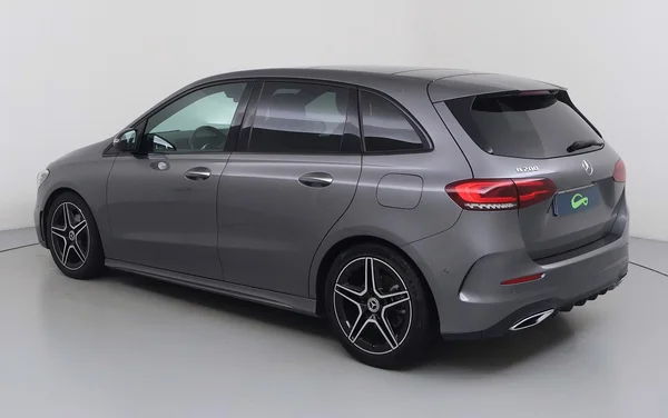 Mercedes-Benz B-Class (W247) (2019) — foto 23 van 33