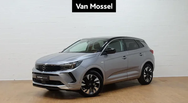 Opel Grandland (2022) — foto 1 van 21