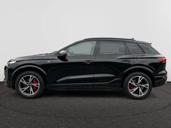 AUDI Q6 e-tron (2026) — foto 23 van 24