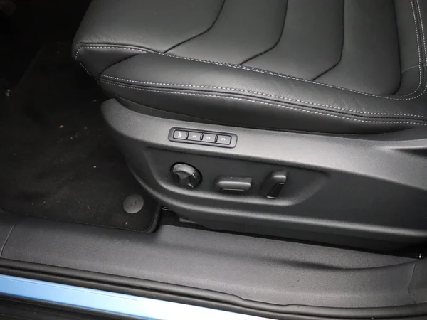 SKODA Kodiaq (2025) — foto 8 van 24