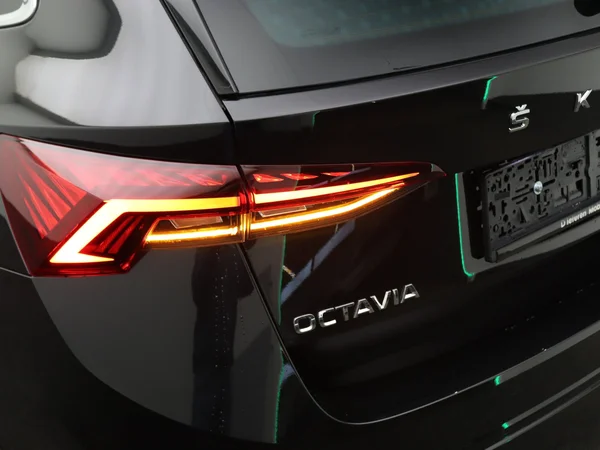SKODA Octavia Combi (2024) — foto 20 van 24