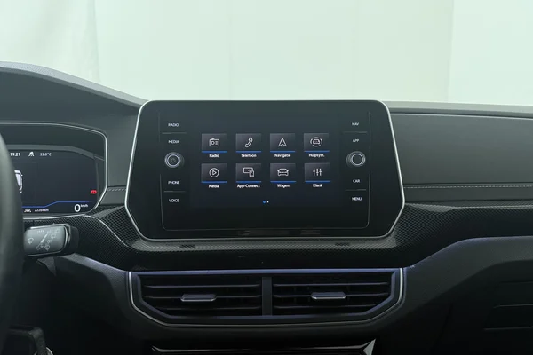 Volkswagen T-Cross (2025) — foto 3 van 21