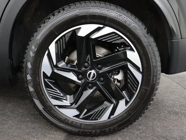 NISSAN Qashqai (2025) — foto 7 van 30