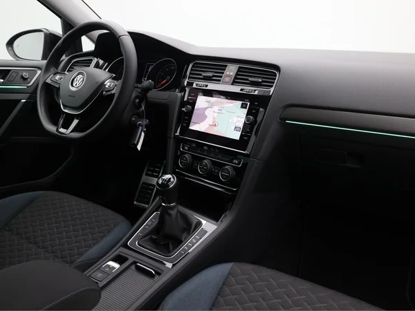 VOLKSWAGEN Golf VII (2020) — foto 14 van 20