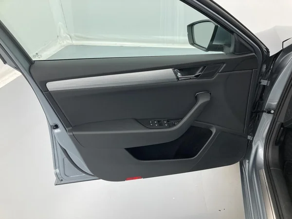 SKODA Superb SW PHEV (2020) — foto 27 van 36
