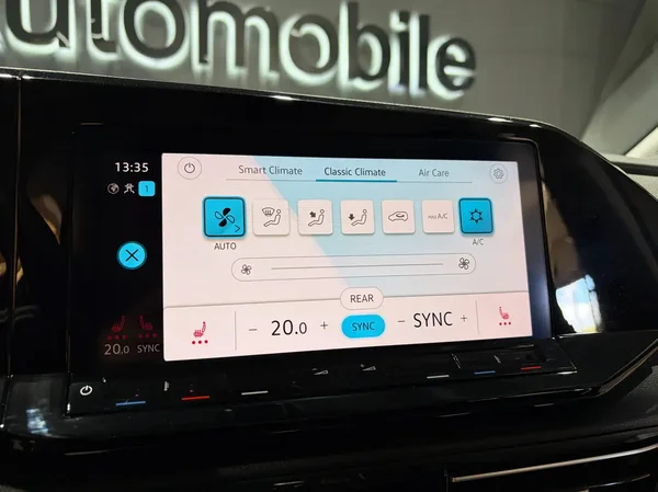 Volkswagen Caddy (2023) — foto 6 van 25