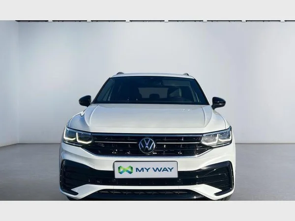 Volkswagen Tiguan Allspace (2022) — foto 23 van 33