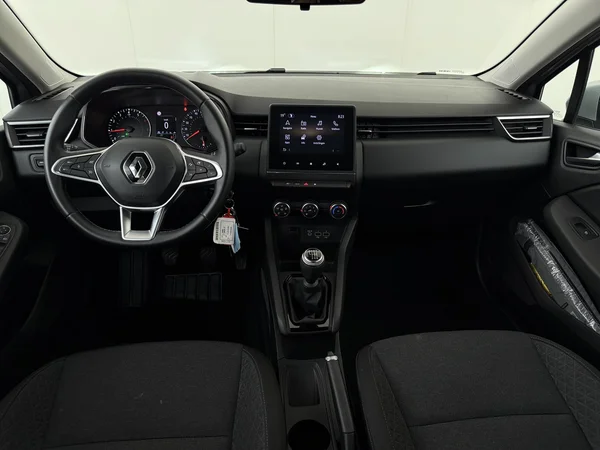 RENAULT Clio (2022) — foto 26 van 26