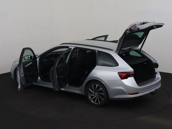 SKODA Octavia (2022) — foto 31 van 32