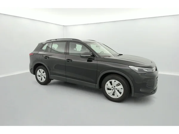 VOLKSWAGEN Tiguan (2025) — foto 31 van 36