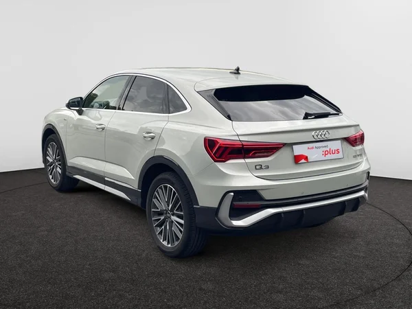 AUDI Q3 Sportback (2025) — foto 12 van 20