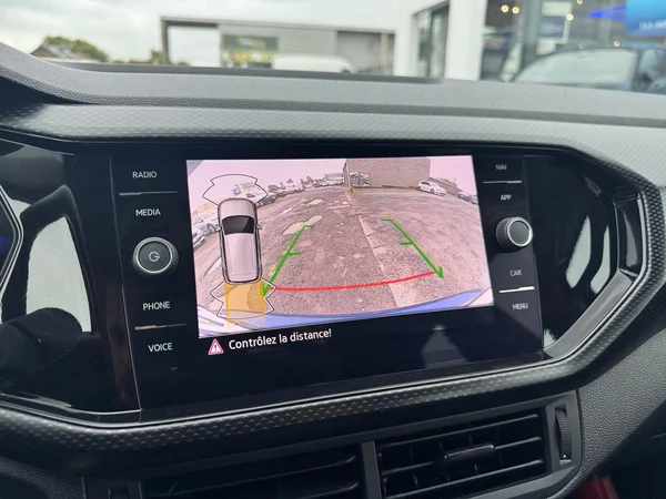 VOLKSWAGEN T-Cross (2023) — foto 15 van 16