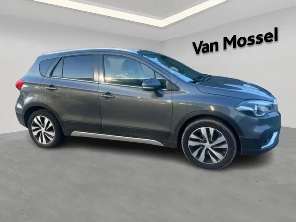 Suzuki S-Cross (2021) — foto 10 van 15