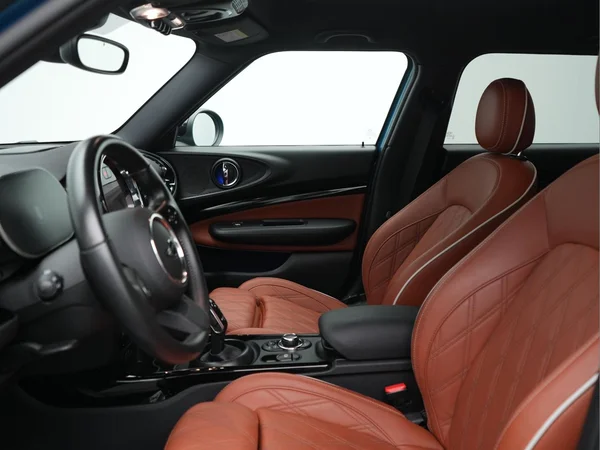 MINI Mini Clubman (F54 LCI) (2023) — foto 2 van 22