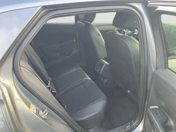 VOLKSWAGEN T-Roc (2026) — foto 19 van 25