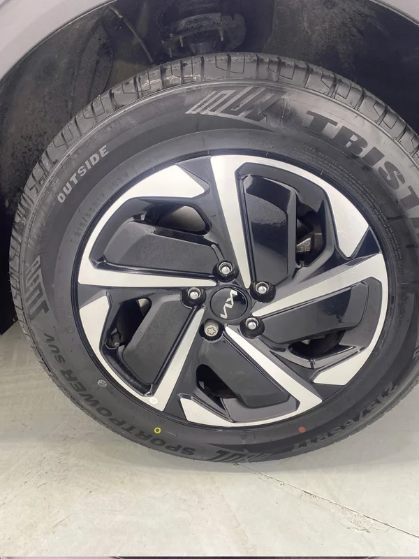 Kia Sportage (2023) — foto 42 van 61