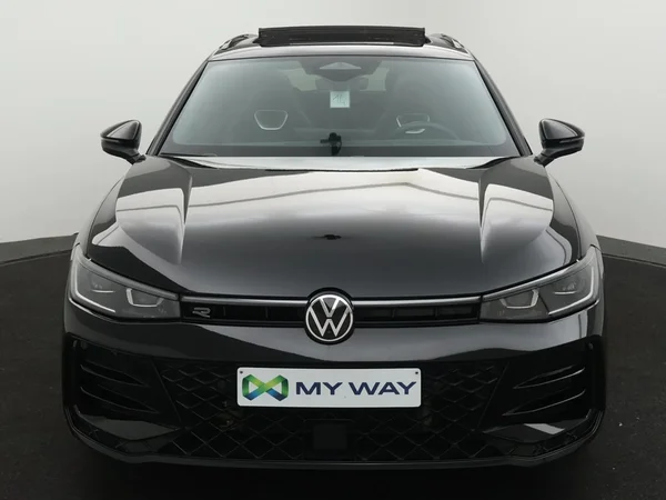 Volkswagen Passat (2024) — foto 25 van 32