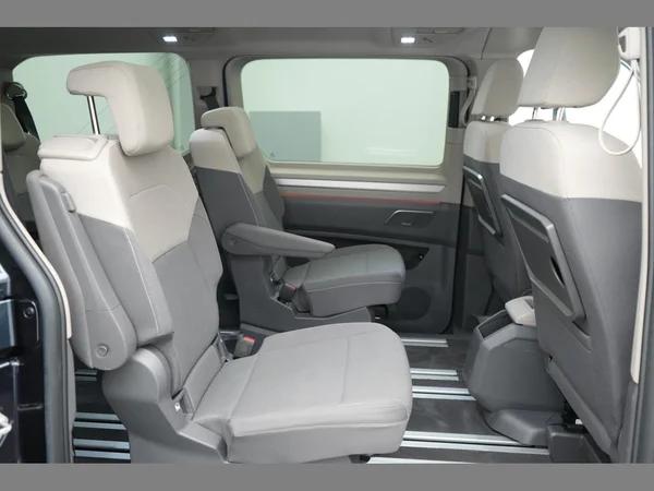 VOLKSWAGEN Multivan T7 Long eHybrid (PHEV) (2022) — foto 15 van 28