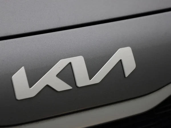 Kia Picanto (2023) — foto 20 van 34
