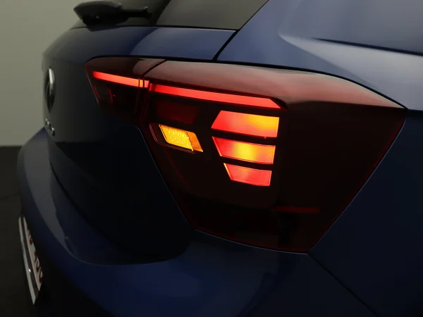 VOLKSWAGEN Polo (2023) — foto 10 van 23