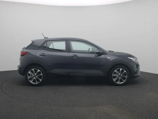 Kia Stonic (2018) — foto 13 van 19