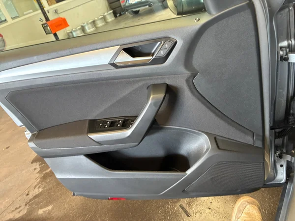 VOLKSWAGEN T-Roc (2026) — foto 15 van 24
