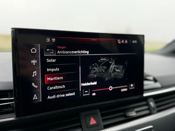 AUDI RS4 Avant (2021) — foto 18 van 30