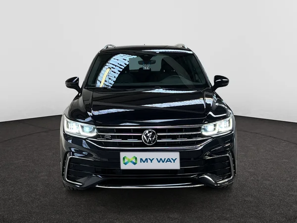VOLKSWAGEN Tiguan (2023) — foto 14 van 20