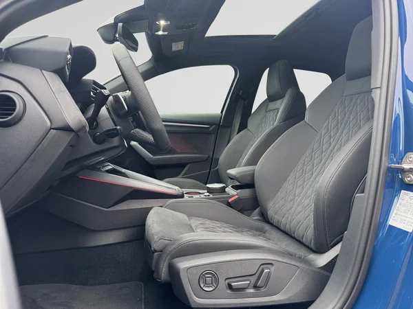 AUDI A3 Sportback PHEV (2026) — foto 13 van 24