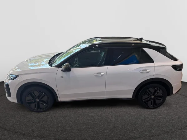 VOLKSWAGEN T-Roc (2025) — foto 12 van 21