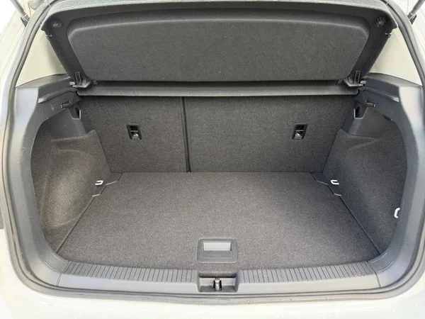 VOLKSWAGEN T-Cross (2021) — foto 16 van 24
