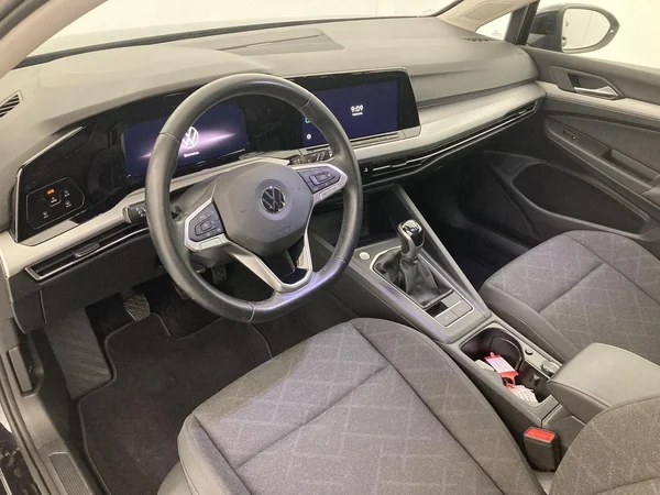 VOLKSWAGEN Golf VIII SW (2022) — foto 36 van 36