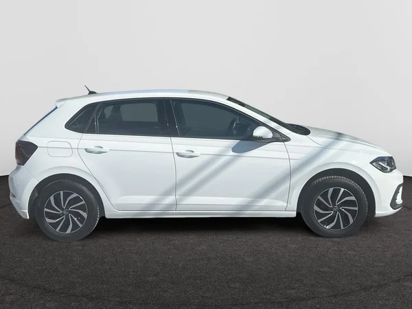 VOLKSWAGEN Polo (2024) — foto 9 van 18