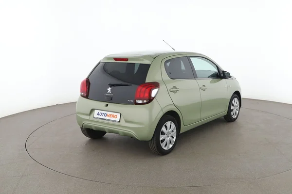 Peugeot 108 (2022) — foto 12 van 16