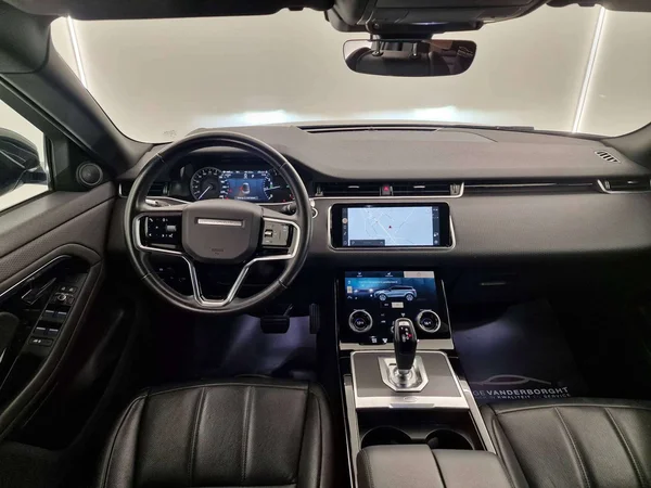 Land Rover Range Rover Evoque (2021) — foto 14 van 17
