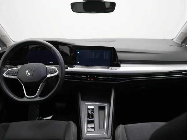 VOLKSWAGEN Golf VIII SW (2024) — foto 10 van 10