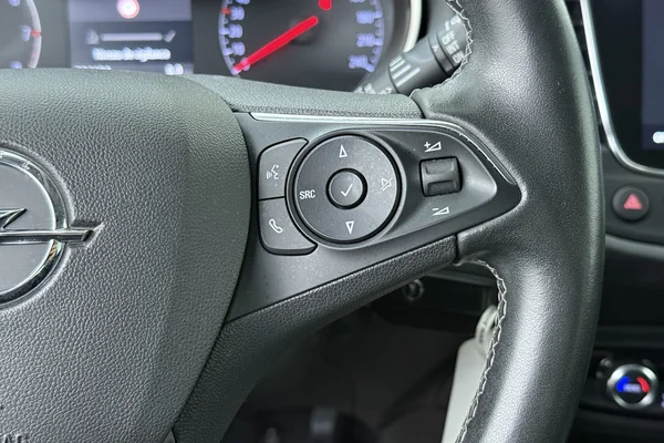 Opel Crossland (2023) — foto 7 van 19
