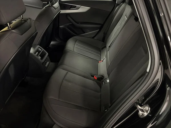AUDI A4 Avant (2022) — foto 6 van 15